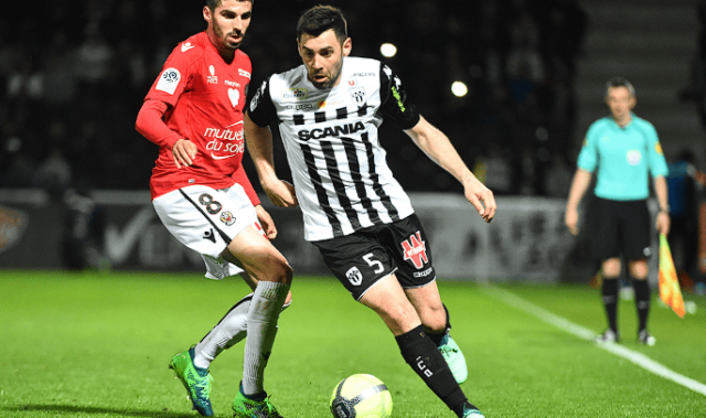 德甲焦点战：云达不来梅VS霍芬海姆——攻防博弈下的胜负手与比分推演