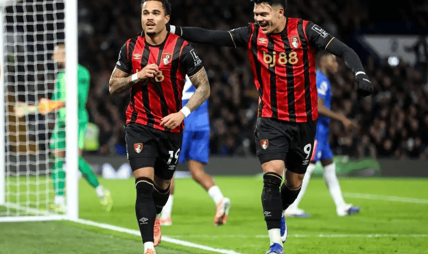 切尔西2-2伯恩茅斯！6.2亿豪阵难破困局，欧冠梦渐行渐远