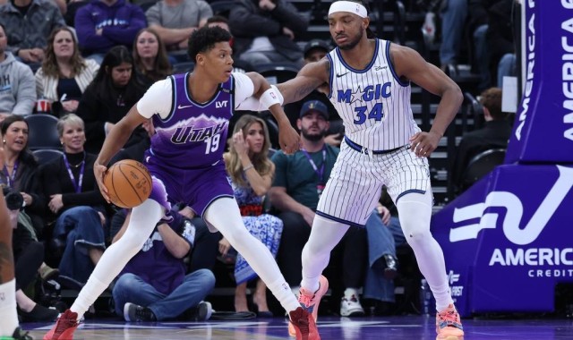 贝恩绝杀班凯罗23+9+9 乔治27+9魔术加时险胜爵士