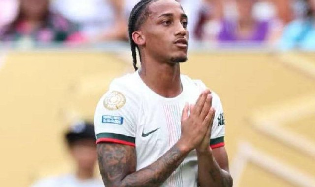 切尔西利物浦面临困境，纪律问题需解决