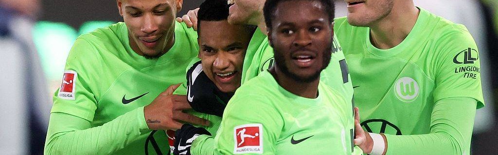 周日027德甲焦点战：多特蒙德主场火力全开，沃尔夫斯堡难逃一败？