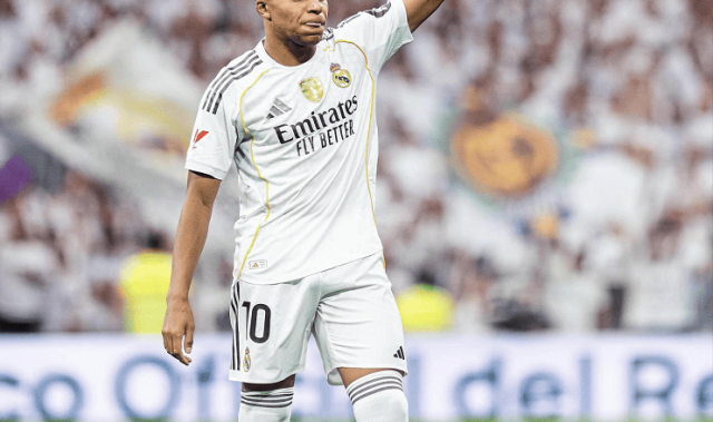 悲喜夜！利物浦造88年神迹，皇马拜仁全胜领跑，曼联2-1切尔西