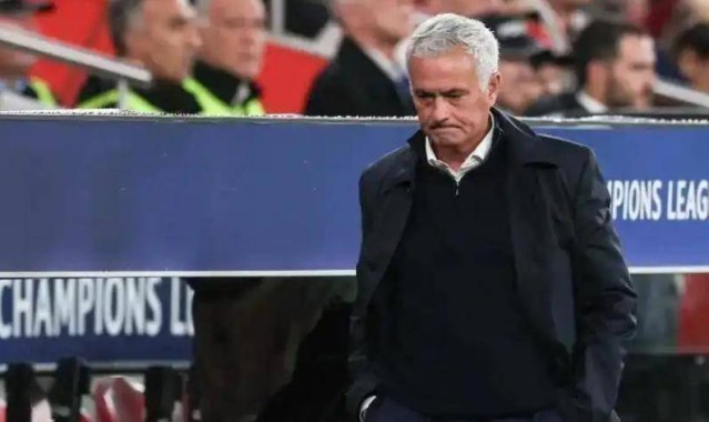 6连胜！阿森纳一只脚踏进欧冠16强，穆里尼奥神了：2-0绝杀意甲冠军