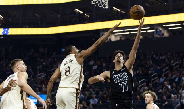 桑托斯砍31分波杰姆斯基22+6+5 勇士险胜送篮网9连败