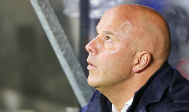 利物浦四连败，斯洛特面临挑战连战曼城皇马