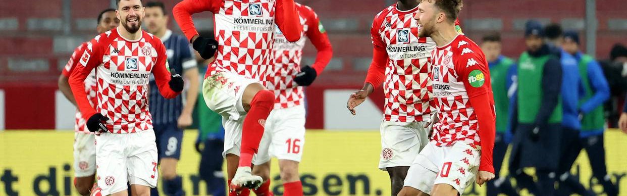 德甲法甲焦点战前瞻：朗斯坐拥主场优势，圣保利与科隆殊死较量