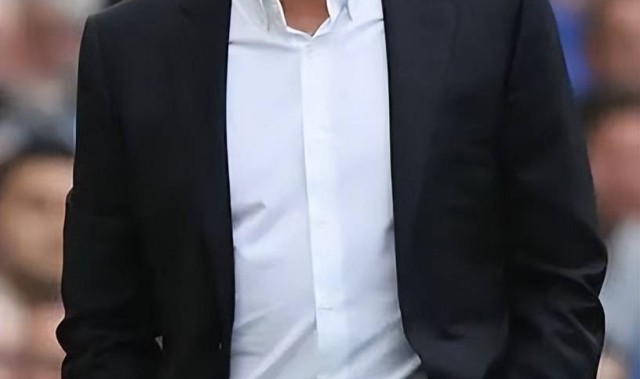 仍坚守防守策略，让穆里尼奥遭遇指责：0-3输球的他“真老了”