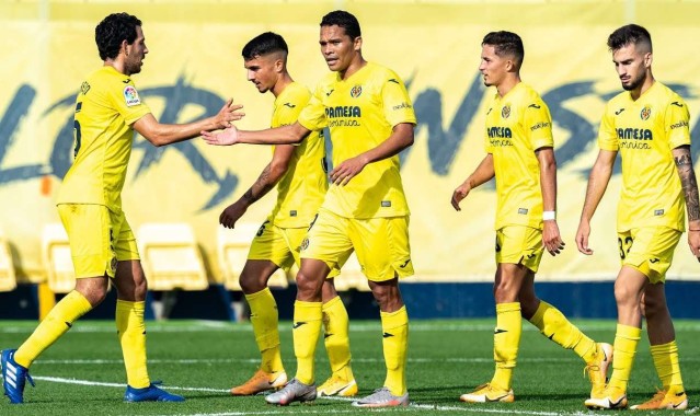 欧冠：多特蒙德对阵比利亚雷亚尔——赛前全方位数据剖析与比分预测