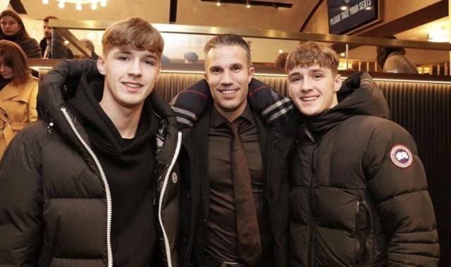 曼联预计卡塞米罗接班人转会费破纪录！考察青训中场，选拔一人做替补