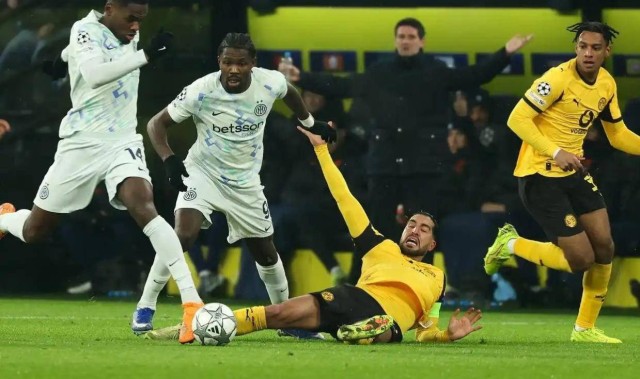 国米客场2-0掀翻多特！齐沃激活国米双翼，2笔引援正在洽谈