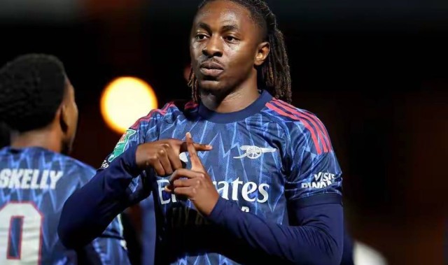 封神！62岁穆帅2射正绞杀64%控球，皇马决定欧冠生死？