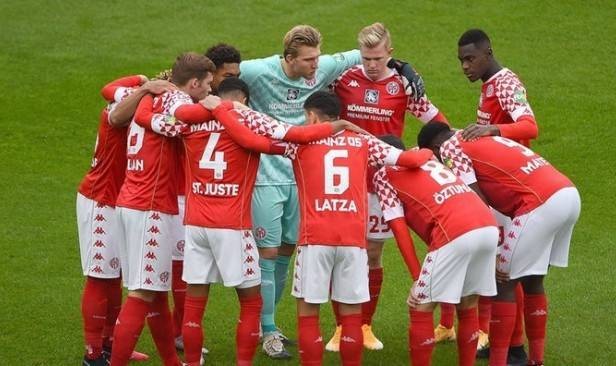 德甲前瞻：美因茨 VS 门兴格拉德巴赫，深度分析比分前瞻