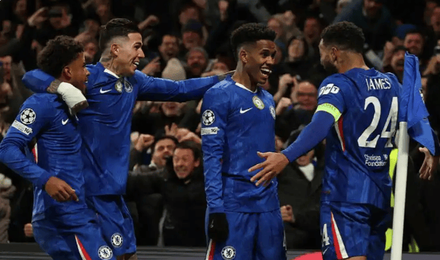 欧冠一夜大乱！曼城0-2崩了，切尔西3-0血洗巴萨，尤文补时绝杀