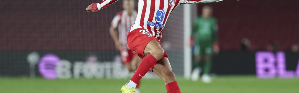 拉菲尼亚伤缺，拉什福德迎来重生机会：3000万买断的关键时刻