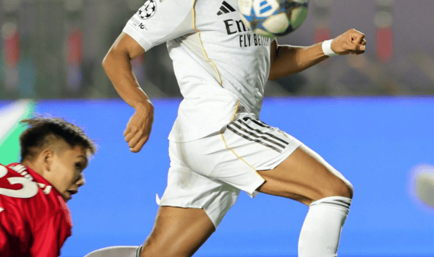 欧冠悲喜夜！利物浦兵败奇迹之地，皇马拜仁造惨案，国米3-0大捷